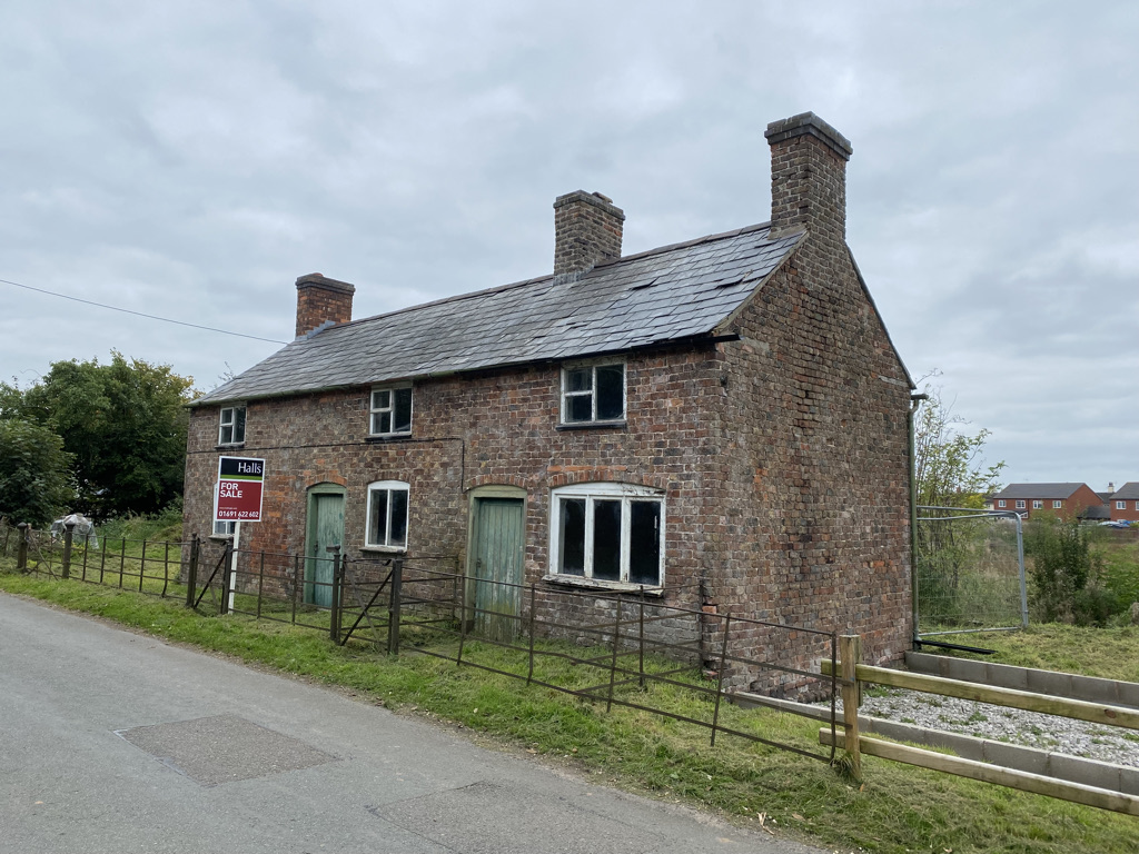 House in Bettisfield