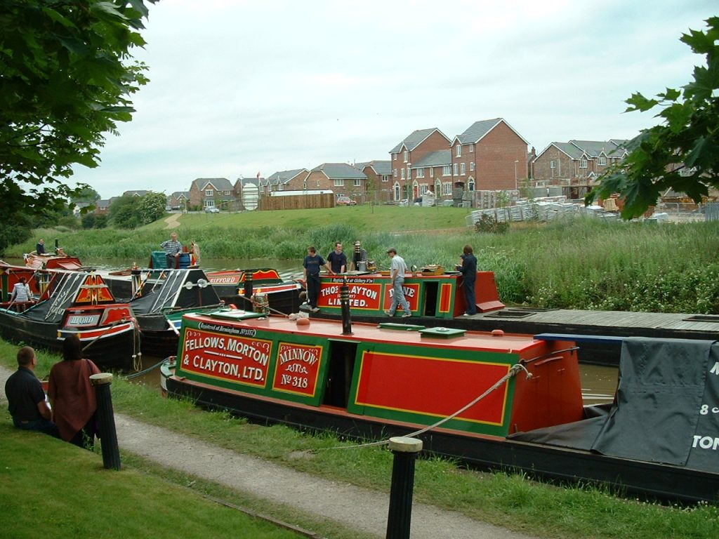 Minnow at Middlewich Folk & Boat Festival, 16/6/2002 (my photo)